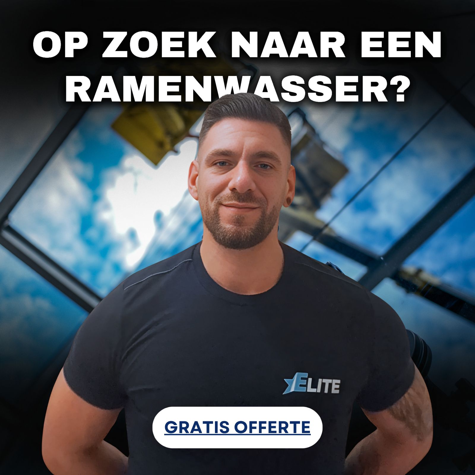 Kristalhelder gereinigde kantoorgebouw ramen